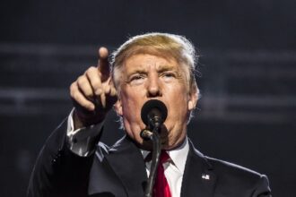 A weekly surge in Trump tokens, 85% weekly, unlocks massively, contrary to Democrats' call for each
