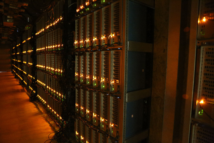 Riot Platforms appreciates post-harving Bitcoin production to expand AI capacity
