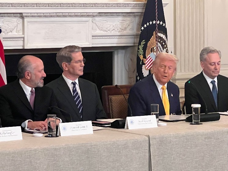 The Trump family profited $320 million on Memecoin despite a 87% drop from day one