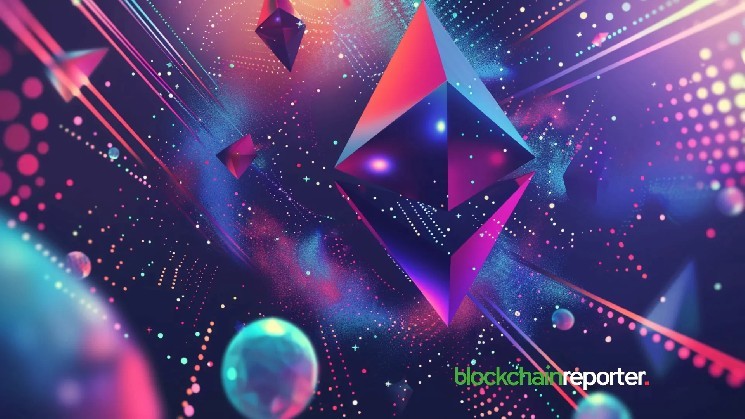 Ethereum approaches critical resistance as momentum shows a potential short-term reversal