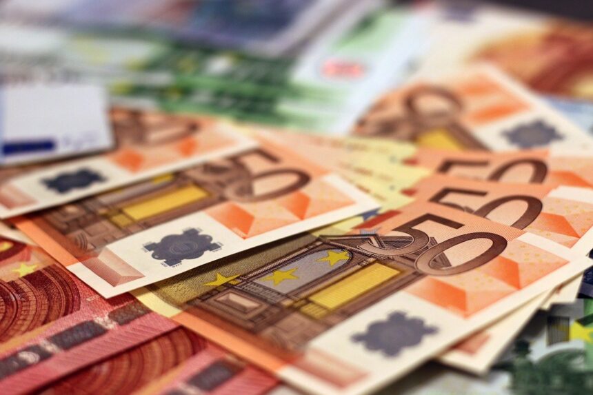 In Spain, your money is at risk, what is happening?