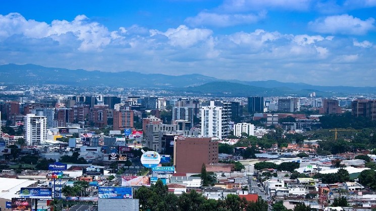 Guatemala's largest banks employ Stablecoin Rails to pay for US remittances