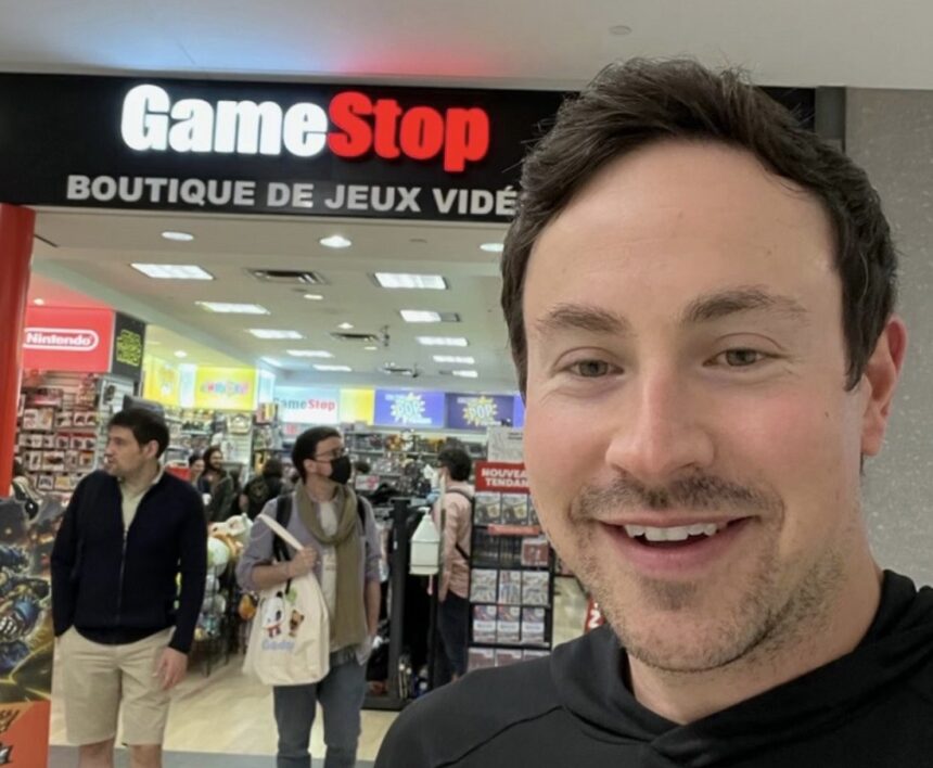 "Bitcoin has more possibilities": GameStop CEO