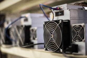 HUT 8 doubles Coinbase's Bitcoin-aid loans up to $130 million and locks at a lower rate
