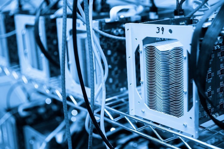 Riot Platforms increases Bitcoin output to 514 BTC when the hashrate and expansion plans are high