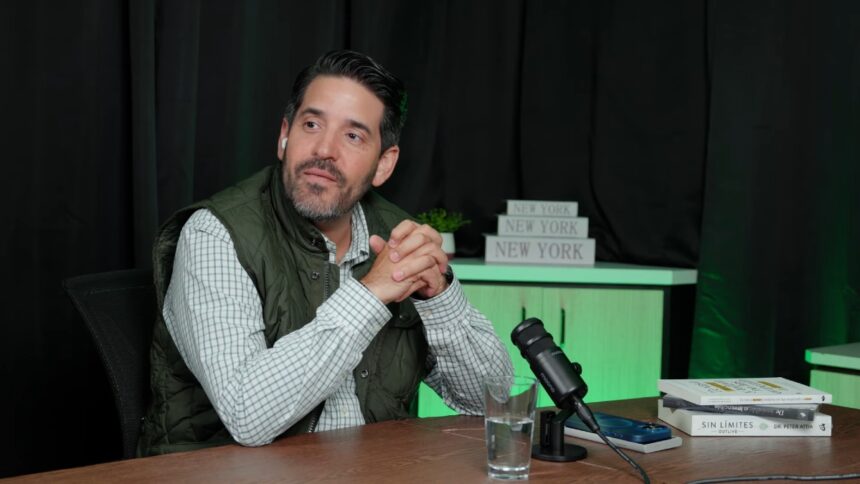 Asdrubal Oliveros proposes a ``multi-currency system'' for Venezuelan banks